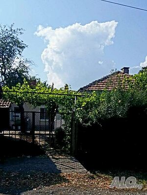 Продавам къща Одноэтажный 75 кв.м РЗП 1021 кв.м двор | Дома/Дачи | Поморие Бата