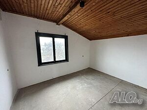 Къща в Петърч Двухэтажный 128 кв.м РЗП 1121 кв.м двор | Дома/Дачи | Петърч