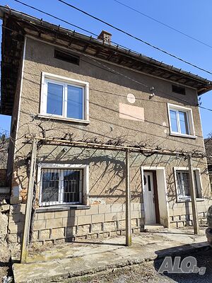 Къща на два етажа със двор и гараж Двухэтажный 120 кв.м РЗП 400 кв.м двор | Дома/Дачи | Драганица