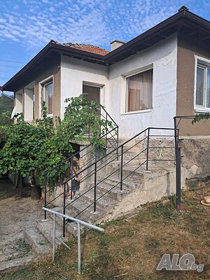 Продавам имот Двухэтажный 120 кв.м РЗП 1400 кв.м двор | Дома/Дачи | Бабинска река