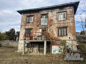 Къща за продажба в Лозеница Двухэтажный 210 кв.м РЗП 966 кв.м двор | Дома/Дачи | Лозеница