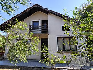 Продава къща Двухэтажный 95 кв.м РЗП 1000 кв.м двор | Дома/Дачи | Добродан