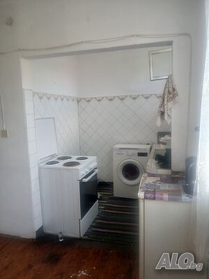 Самостоятелна къща с двор под наем - с. Лозен Одноэтажный 120 кв.м Частичным образом обставленная | Дома/Дачи | Лозен