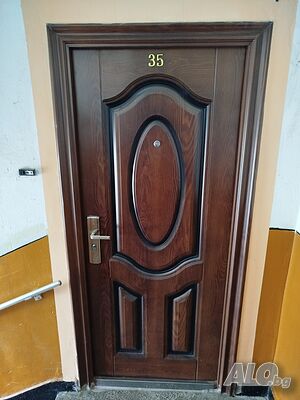 Продавам едностаен апартамент Однокомнатная 50 кв.м Кирпич 1960 г. 1 этаж Первый жилой этаж | Квартиры | Център Червен бряг