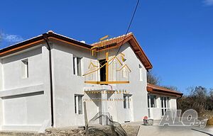 Къща - село Изгрев, Област Варна (Обява №:589698) Одноэтажный 160 кв.м РЗП 890 кв.м двор | Дома/Дачи | Изгрев