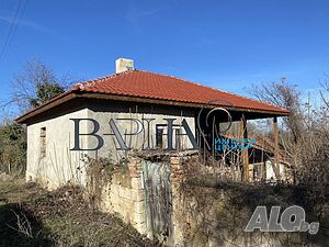 Къща с голям двор в село Равна, общ. Провадия Двухэтажный 80 кв.м РЗП 1450 кв.м двор | Дома/Дачи | Равна