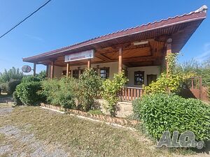 Заведение за бързо хранене на главния път плюс къща към него 1400 кв.м Самостоятельное здание Кирпич Готовый (законченный) | Заведения | Трапоклово
