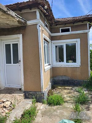 Тухлена къща в село Дъбрава Одноэтажный 60 кв.м РЗП 2361 кв.м двор | Дома/Дачи | Дъбрава