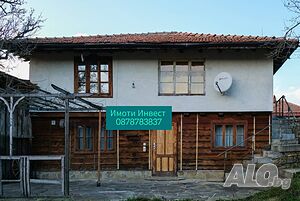 Сред прохладата на китното селце Нейково готова за нанасяне къща Двухэтажный 105 кв.м РЗП 900 кв.м двор | Дома/Дачи | близо до Жеравна Нейково
