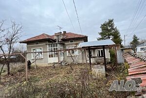 Едноетажна къща Одноэтажный 80 кв.м РЗП 1000 кв.м двор | Дома/Дачи | Ново село