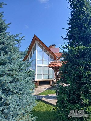 Разкошна къща с ФЕЦ и допълнителни постройки в с. Медовина, Попово Трехэтажный 415 кв.м РЗП 2860 кв.м двор | Дома/Дачи | Медовина