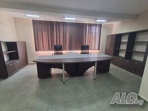 Офис, под наем, център, ет.3 Офис Медицинский кабинет Другое 36 кв.м Междинный этаж | Магазины, Офисы | Център Търговище