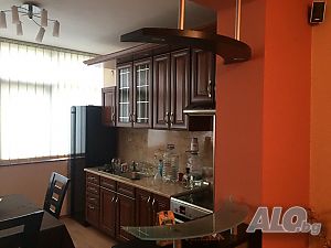 Предлагаме двустаен луксозен апартамент в идеалния център на Благоевград Двухкомнатная 65 кв.м Обставленная Первый жилой этаж | Квартиры, Комнаты | Център Благоевград