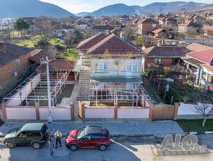 Къща в с. Аспарухово 174 кв.м РЗП 790 кв.м двор | Дома/Дачи | Аспарухово