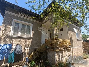 Къща с голям двор в село Дъскот Одноэтажный 60 кв.м РЗП 2100 кв.м двор | Дома/Дачи | Дъскот