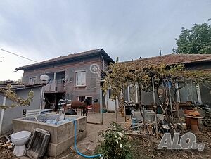 Двуетажна къща в село Долна Липница Двухэтажный 100 кв.м РЗП 3250 кв.м двор | Дома/Дачи | Долна Липница