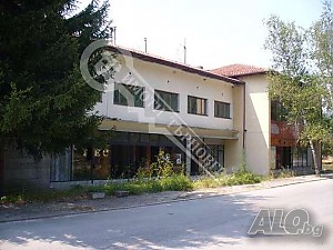 Мотел-ресторант Мотель 1726 кв.м Не категоризованный 11 легла Готовый (законченный) Кирпич | Гостиницы, Мотели | Соколово