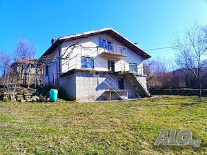 Двуетажна къща с невероятна панорама! Двухэтажный 120 кв.м РЗП 1200 кв.м двор | Дома/Дачи | Габровци