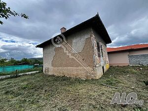 Едноетажна къща в гр. Златарица Одноэтажный 90 кв.м РЗП 1200 кв.м двор | Дома/Дачи | Златарица