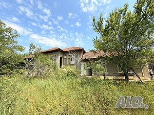 Къща в с. Коевци Одноэтажный 90 кв.м РЗП 1169 кв.м двор | Дома/Дачи | с. Коевци Сухиндол