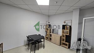 Офис помещение под наем в Центъра Офис 33 кв.м Первый наземный этаж | Магазины, Офисы | Център Стара Загора