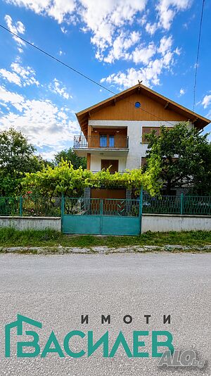 Продава КЪЩА област София, гр. Сливница с. Гълъбовци Двухэтажный 156 кв.м РЗП 572 кв.м двор | Дома/Дачи | с. Гълъбовци Сливница