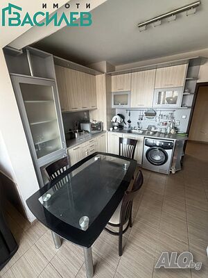 Продава МНОГОСТАЕН област София, гр. Сливница Трехкомнатная 90 кв.м Панель 1985 г. 3 этаж Не последний | Квартиры | Сливница