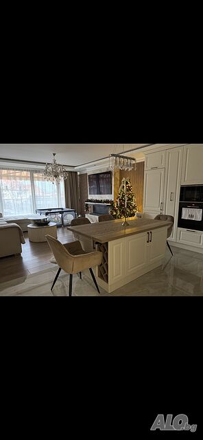 Продава луксозно обзаведен тристаен апартамент в Казанлък Трехкомнатная 105 кв.м Кирпич 2022 г. 1 этаж Первый жилой этаж | Квартиры | Казанлък