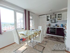 Тристаен обзаведен апартамент с панорамна гледка Трехкомнатная 115 кв.м Кирпич 1997 г. 3 этаж Не последний | Квартиры | Център Велико Търново
