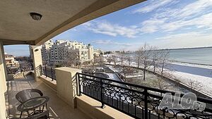 Тристаен на първа линия в гр. Поморие Трехкомнатная 142 кв.м Кирпич 2014 г. 3 этаж Не последний | Квартиры | Поморие