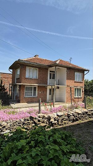 Продавам къща Двухэтажный 160 кв.м РЗП 860 кв.м двор | Дома/Дачи | Ботево