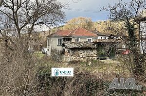 Уютен дом в с Свежен Одноэтажный 61 кв.м РЗП 230 кв.м двор | Дома/Дачи | Свежен