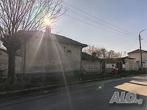 Готова за нанасяне къща с огромен двор (1600 кв.м) в с. Долна махала! Одноэтажный 50 кв.м РЗП 1600 кв.м двор | Дома/Дачи | Долна махала