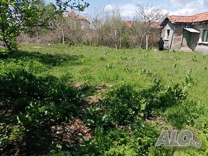 Къща с дка двор в с. Отец Кирилово Одноэтажный 61 кв.м РЗП 908 кв.м двор | Дома/Дачи | Отец Кирилово