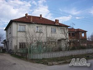 Къща в село Гранит общ. Братя Даскалови Двухэтажный 650 кв.м РЗП 1234 кв.м двор | Дома/Дачи | Гранит