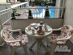 Просторен двустаен апартамент в централната част Двухкомнатная 68 кв.м Кирпич 2010 г. 2 этаж Не последний | Квартиры | Слънчев бряг (курорт)