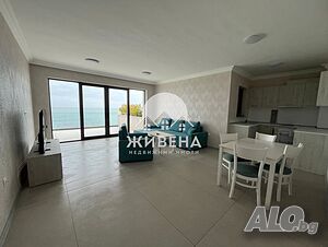 Под наем 2-стаен апартамент с фронтална панорама море, 1-ва линия море, басейн, град Варна Двухкомнатная 90 кв.м Обставленная Первый жилой этаж | Квартиры, Комнаты | Кабакум (местность)