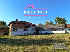 Двуетажна къща в с. Елена, обл. Хасково Двухэтажный 140 кв.м РЗП 2000 кв.м двор | Дома/Дачи | Елена