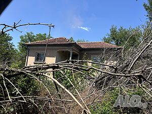 Продавам къща в село Обручище Двухэтажный 80 кв.м РЗП 3000 кв.м двор | Дома/Дачи | Обручище Обручище