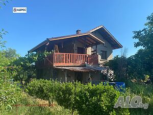 76 кв.м РЗП 1158 кв.м двор Двухэтажный 76 кв.м РЗП 1158 кв.м двор | Дома/Дачи | Нефела