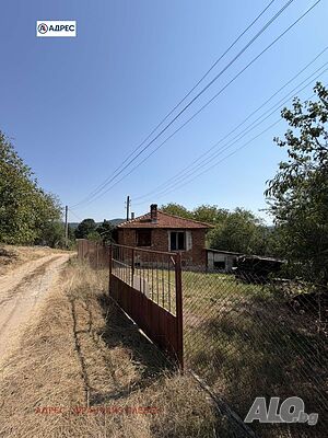 110 кв.м РЗП 462 кв.м двор Одноэтажный 110 кв.м РЗП 462 кв.м двор | Дома/Дачи | Троян