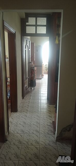 ПРОДАВА 4-стаен апартамент в района на Студентски парк Многокомнатная 105 кв.м Панель 1993 г. 1 этаж Первый жилой этаж | Квартиры | Пазара Шумен