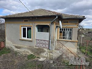 Едноетажна къща с просторен двор на 5км от Генерал Тошево Одноэтажный 72 кв.м РЗП 2395 кв.м двор | Дома/Дачи | Люляково