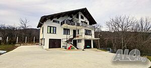 Луксозна къща за продажба в с. Кръвеник, община Севлиево 263 кв.м РЗП 3265 кв.м двор | Дома/Дачи | Кръвеник
