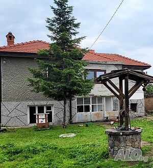 Обновена двуетажна къща, двор, на асфалтирана улица!!! Двухэтажный 160 кв.м РЗП 1000 кв.м двор | Дома/Дачи | Избеглии
