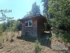 Парцел с малка постройка под наем Терен 2200 кв.м | Участки | Тракиец