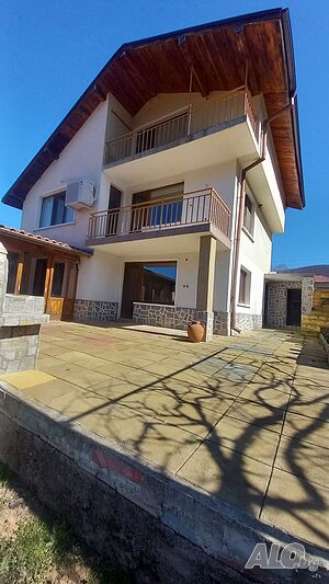 Продава къща в с. Бяла Трехэтажный 160 кв.м РЗП 700 кв.м двор | Дома/Дачи | Бяла