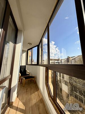 Слънчев, тристаен апартамент до Спортна зала Трехкомнатная 75 кв.м Обставленная Не последний этаж | Квартиры, Комнаты | Спортна Зала Варна