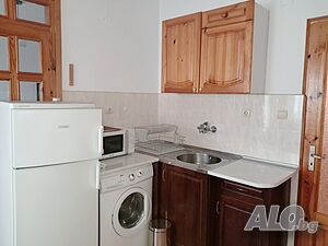 Обзаведен апартамент под наем в центъра на град Сандански Однокомнатная 35 кв.м Обставленная Первый жилой этаж | Квартиры, Комнаты | Сандански