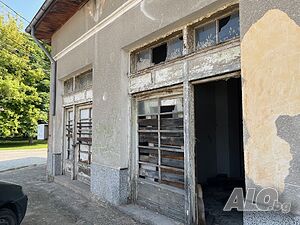 продава магазин, промишлено помещение гр. Септември, обл. Пазарджик Магазин Офис Медицинский кабинет Салон красоты Спорт 70 кв.м Первый наземный этаж | Магазины, Офисы | Септември